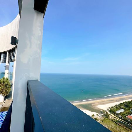Luxury Apt Opposite Mykhe Beach Da Nang Exterior foto