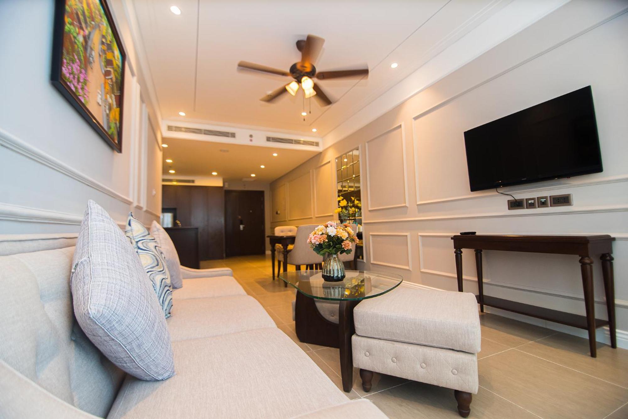 Luxury Apt Opposite Mykhe Beach Da Nang Exterior foto